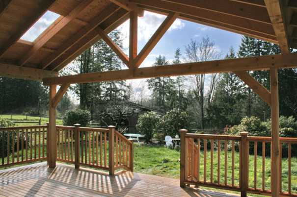 Inspiration for a timeless deck remodel in Seattle