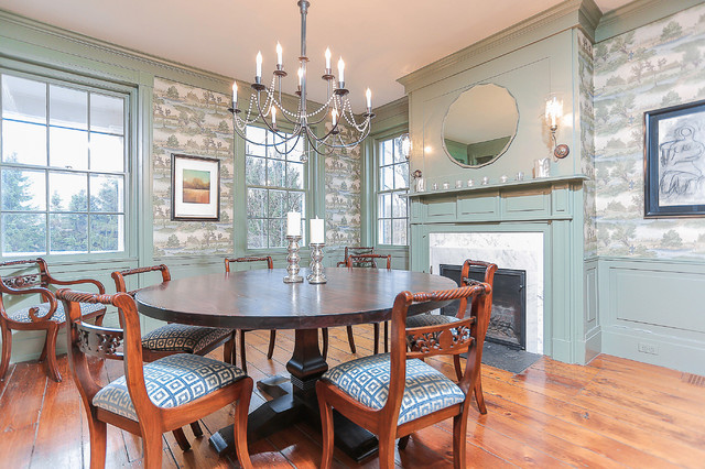 Historic Restoration -  Pound Ridge, NY klassisch-esszimmer