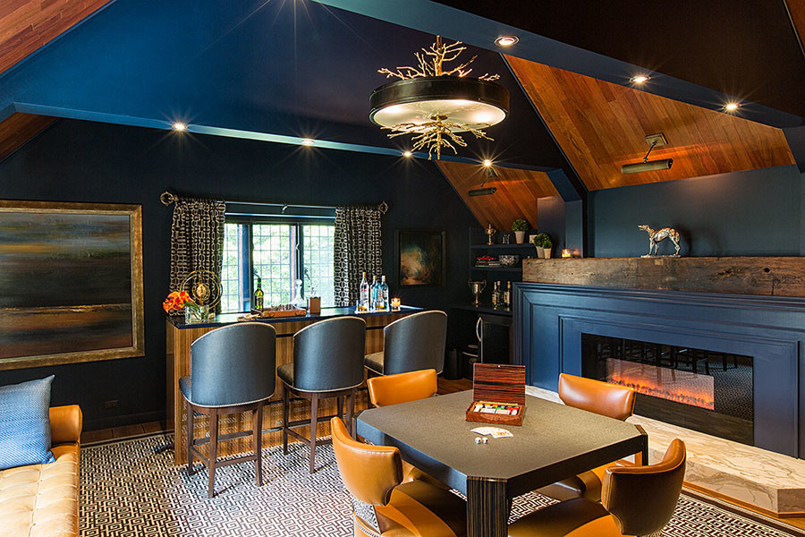 Inspiration for a timeless home bar remodel in New York
