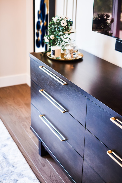#JustUs2inA2 modern-schlafzimmer