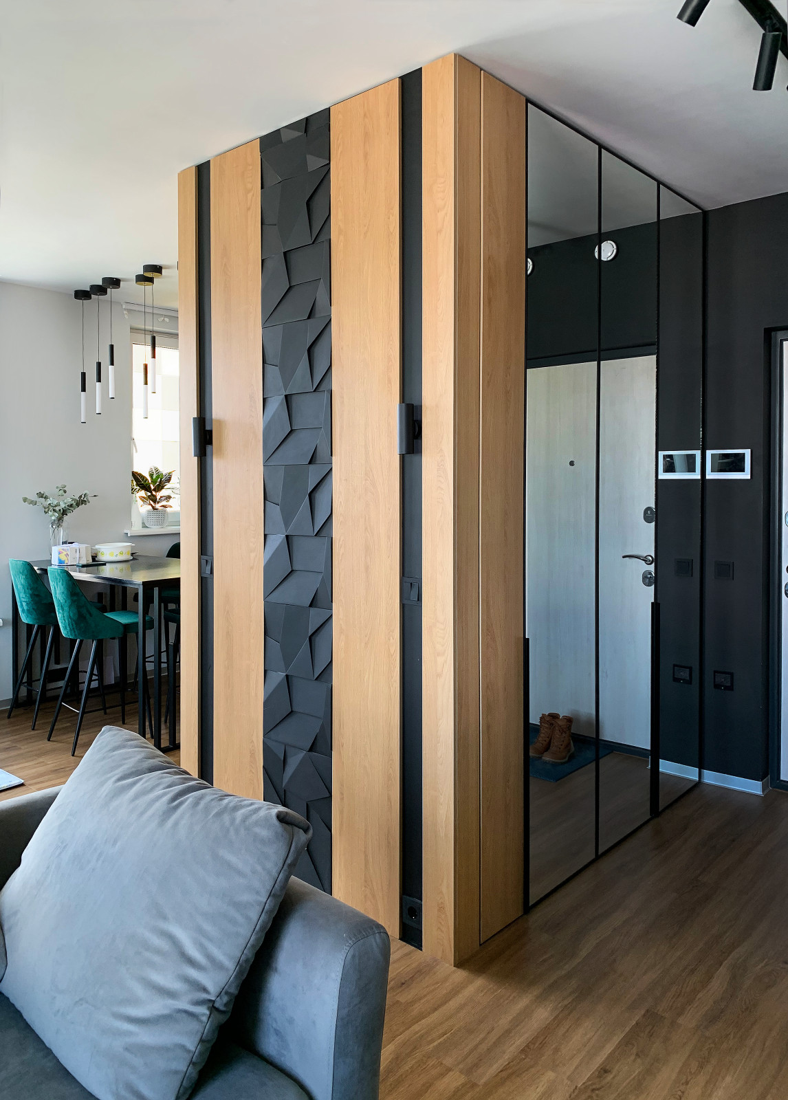 Квартира Легенда Коменданский