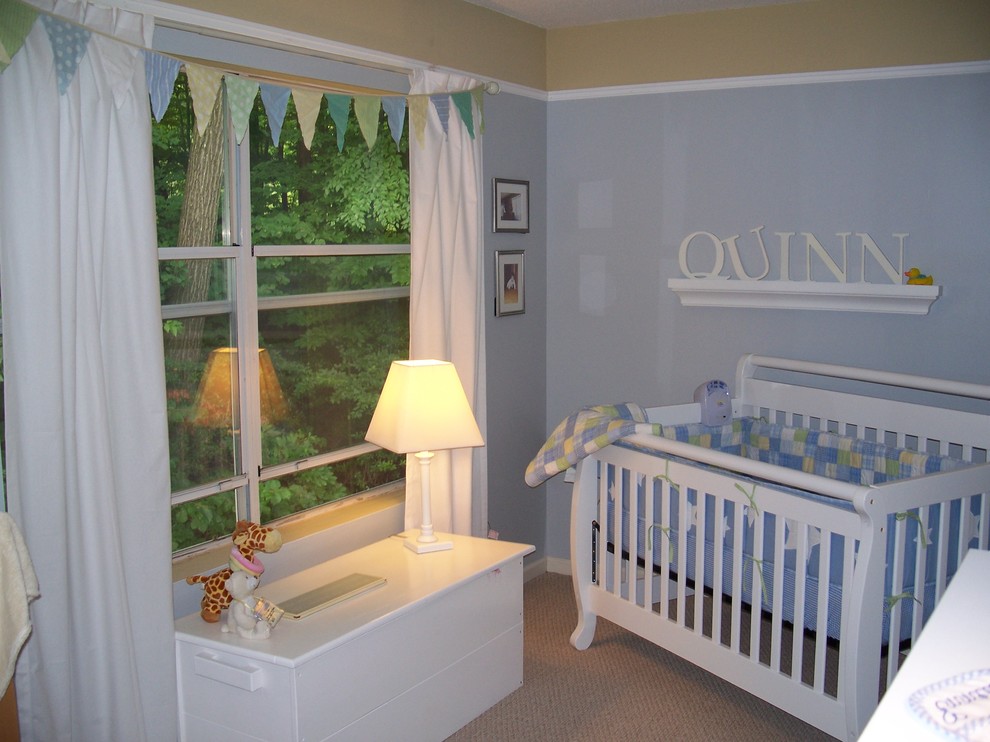 Inspiration for a traditional kids' room in Boston.