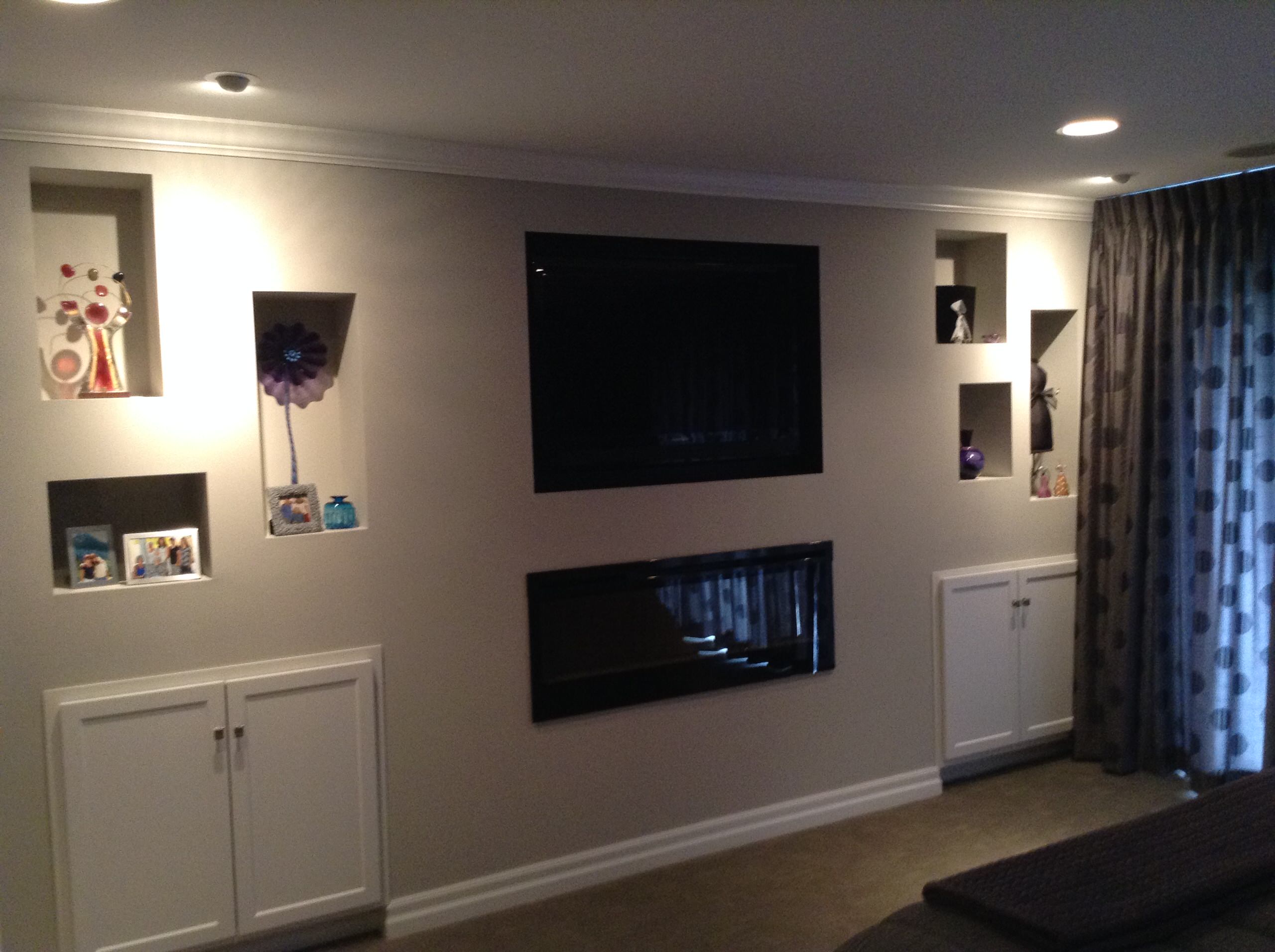 Tranquil Master  TV wall