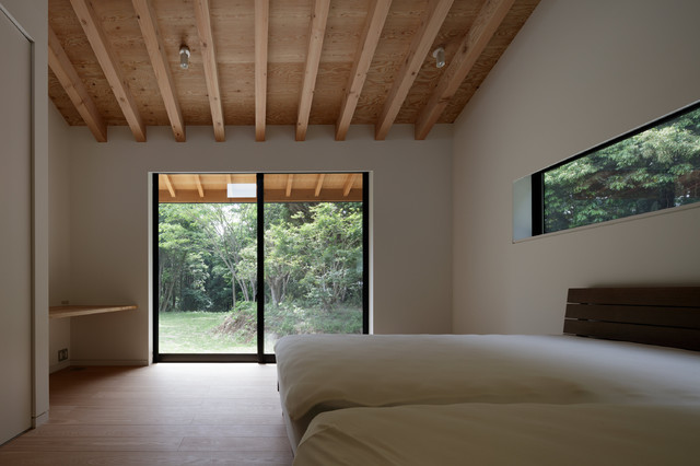 佐倉の別荘　子育て世代の週末住宅 minimalistisch-schlafzimmer