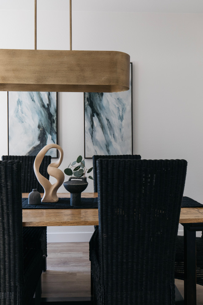 Home design - transitional home design idea in Phoenix