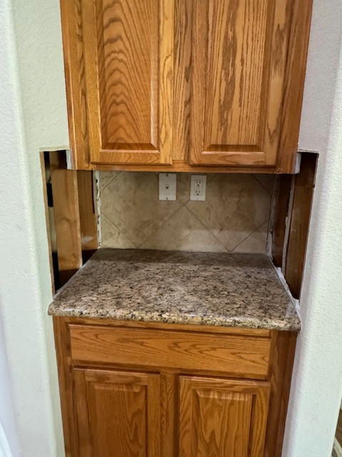 West Roseville Cabinet and Backsplash Refresh