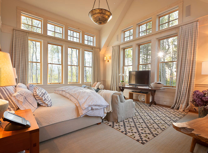 Bedroom - traditional bedroom idea in Denver
