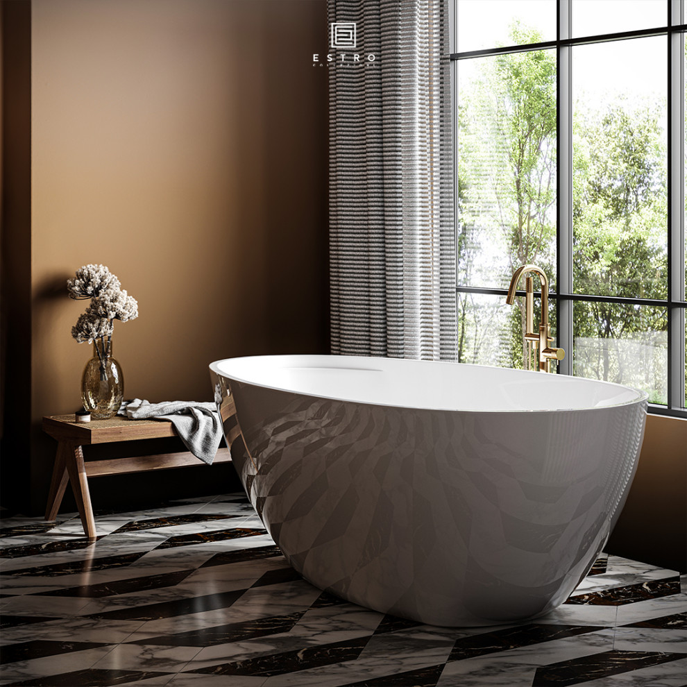 Ванная комната в апартаментах /  Bathroom in the apartments