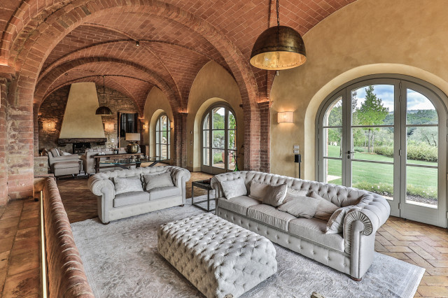 Ristrutturazione Complesso La Querce mediterranean-living-room