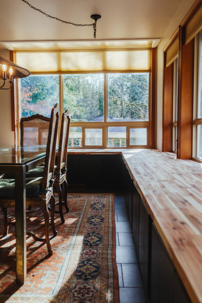Home design - rustic home design idea in Seattle