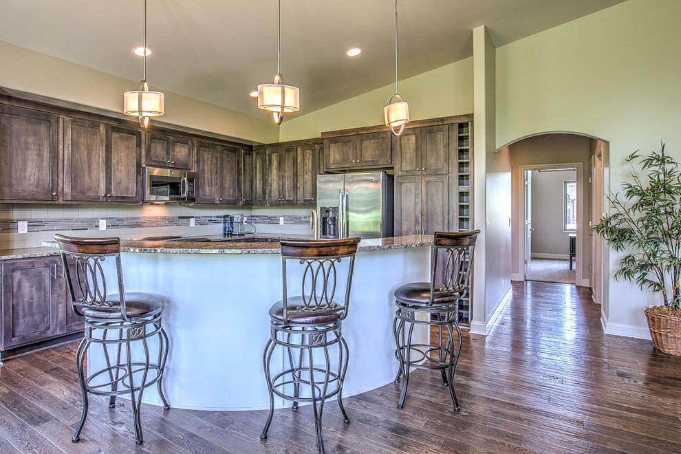 Transitional home design photo in Omaha