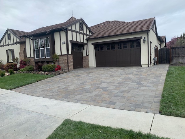 Fremont Pavers