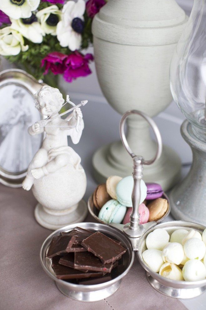 Романтическая сервировка стола