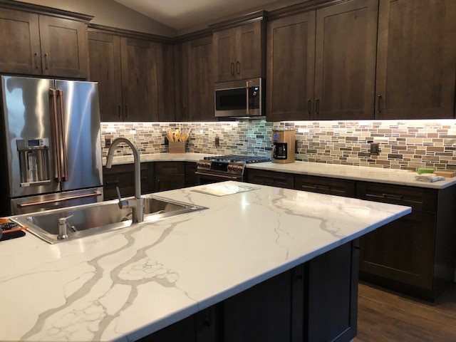 Kitchen - kitchen idea in Phoenix