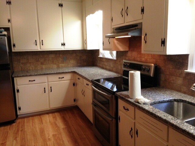 Caledonia Granite For White Cabinets American Traditional