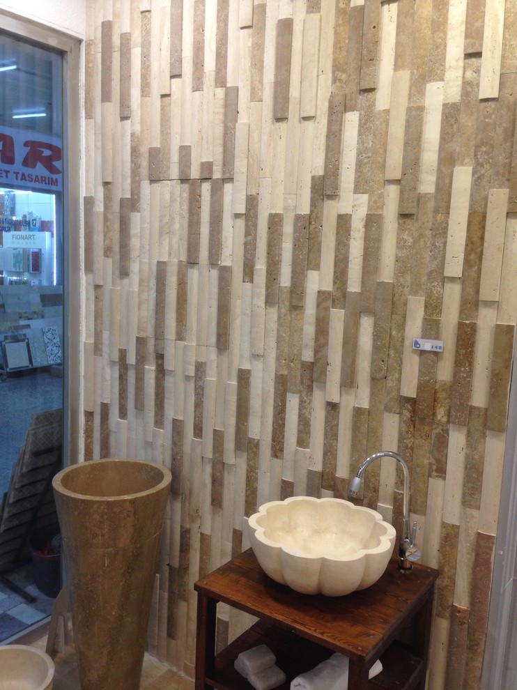 Bathroom - bathroom idea with beige walls