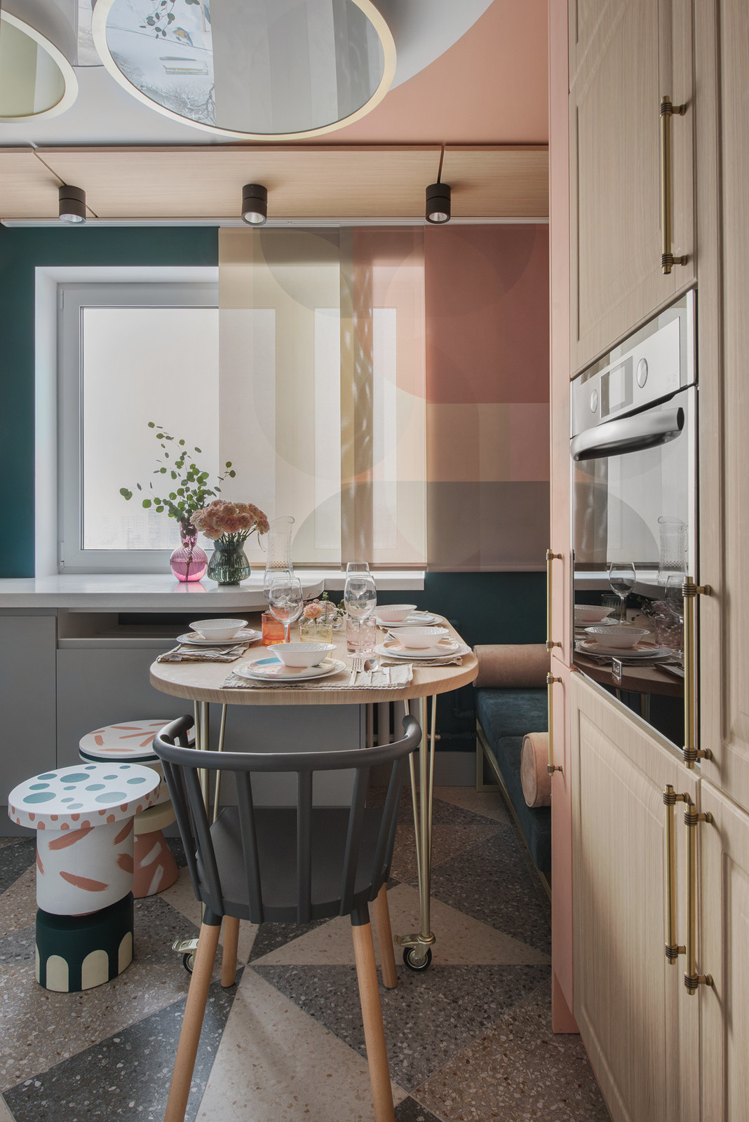 Кухня в бликах. Проект для квартирного вопроса