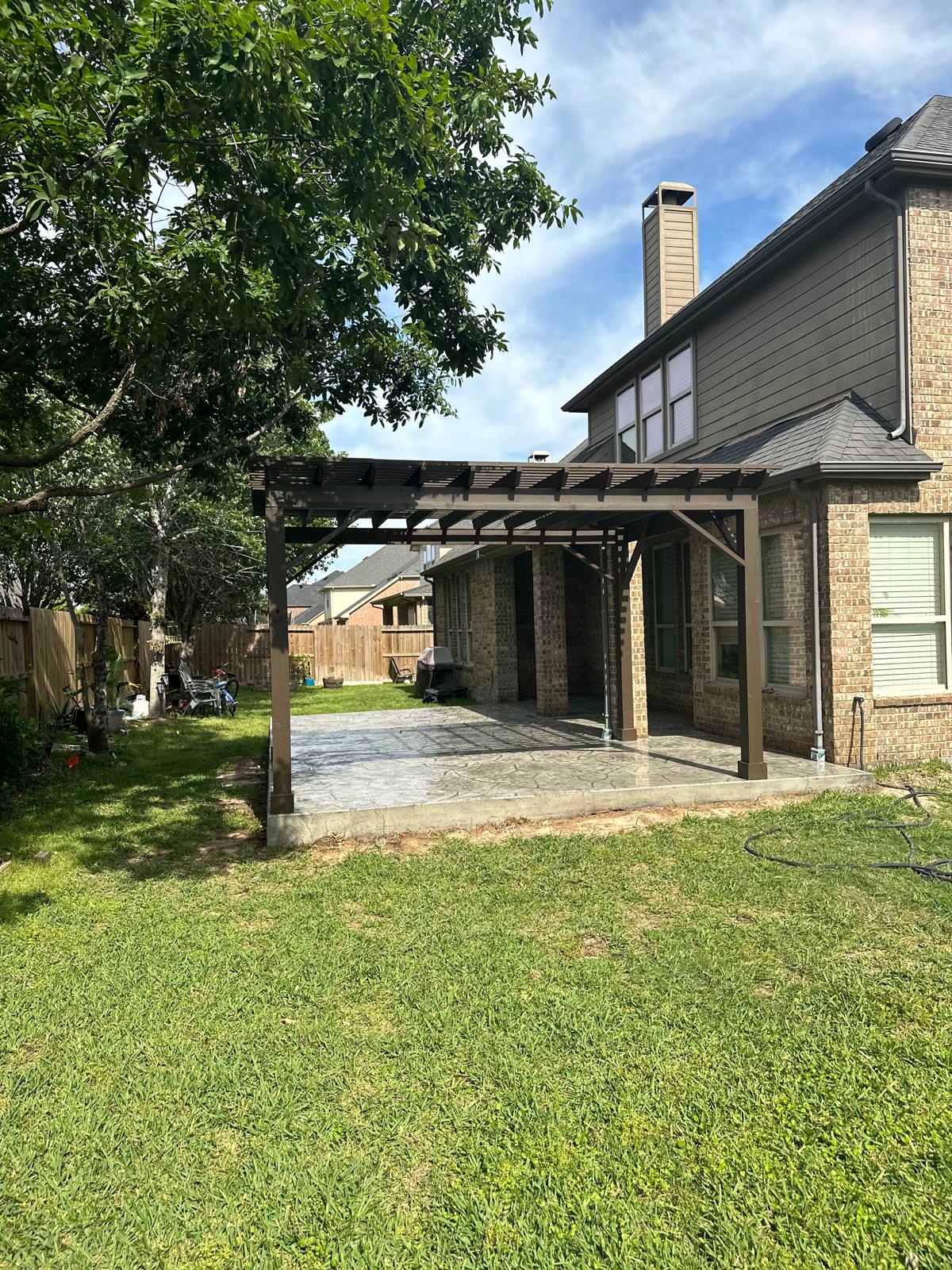 Pergola and patio extension in Firethorne