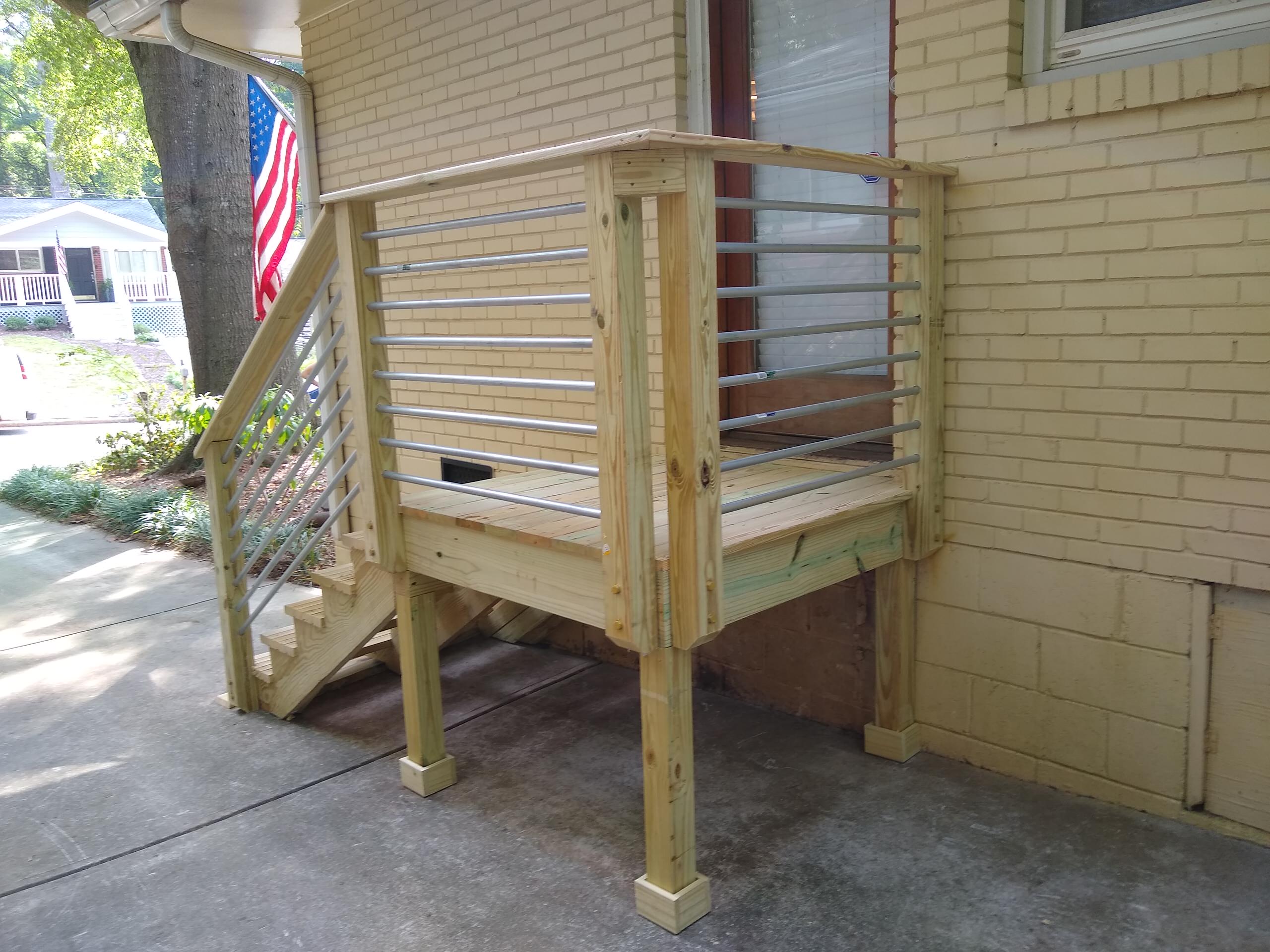 Side Porch/Deck