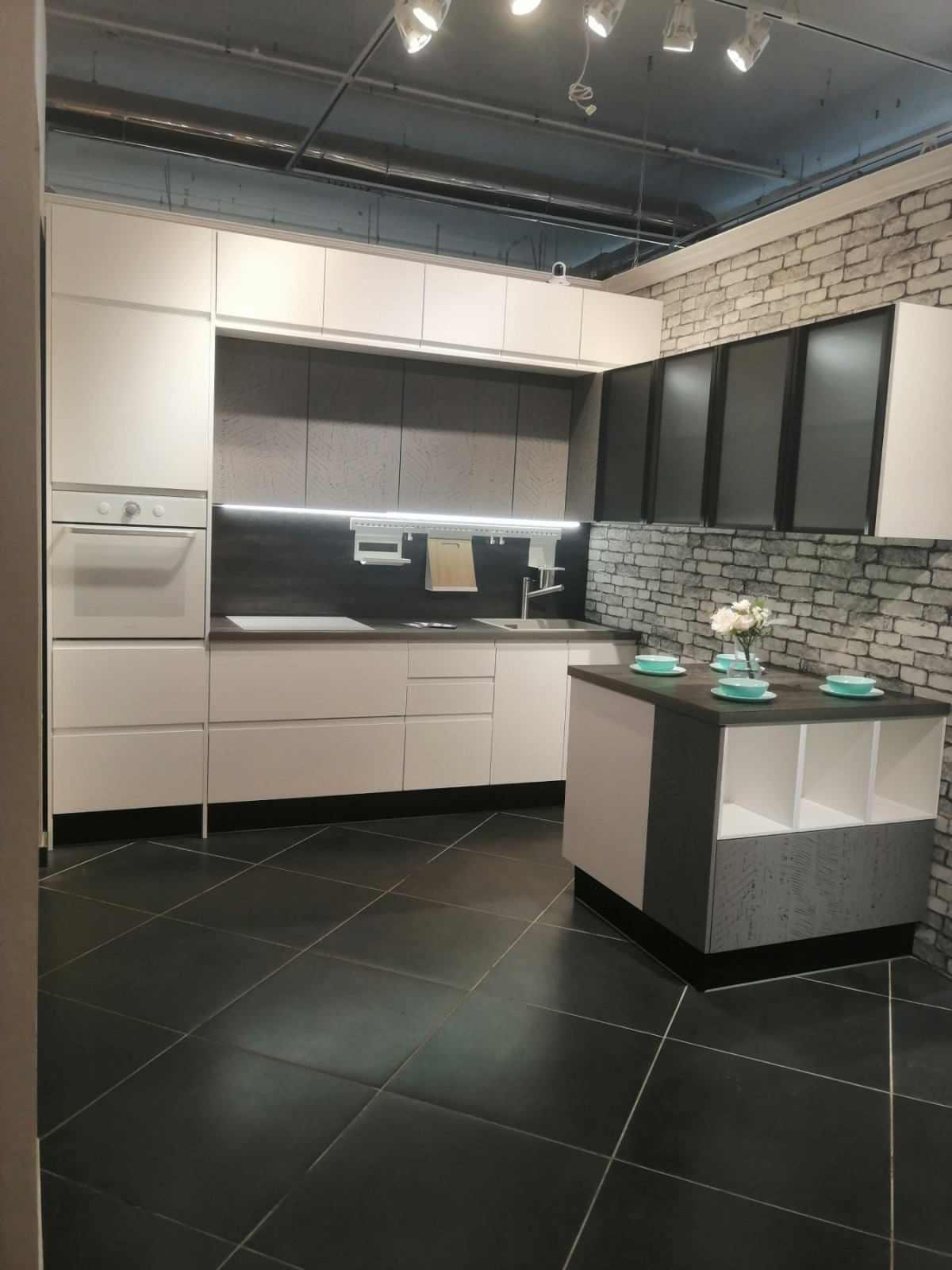 Выставка в мебельном центре М3, 4 этаж.