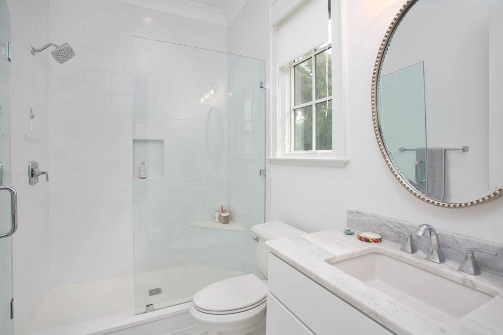 Bathroom - transitional bathroom idea