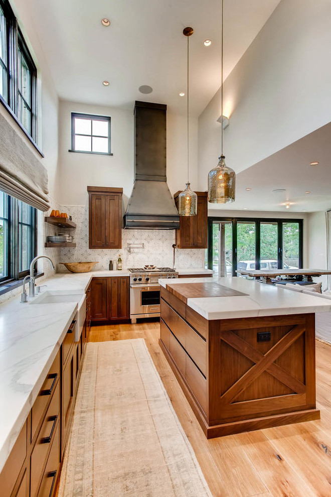 Kitchen - kitchen idea in Denver