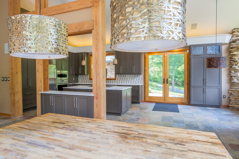 Inspiration for a transitional home design remodel in New York