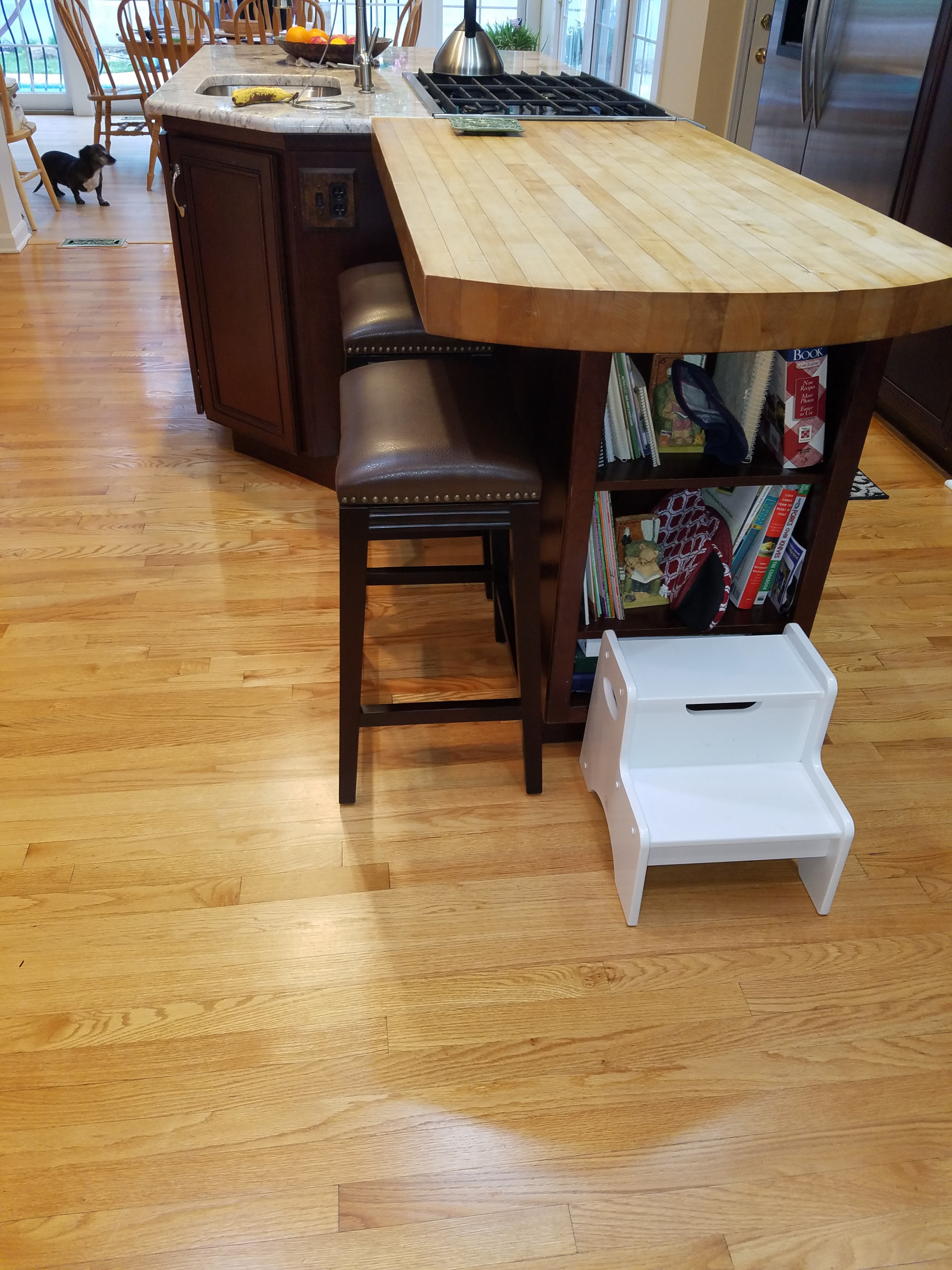 Kitchen Remodel on Sunrise Drive in Hold