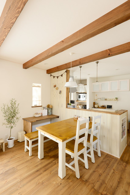S様邸 country-sala-da-pranzo