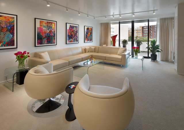 DC Condo Remodel trendy-dagligstue