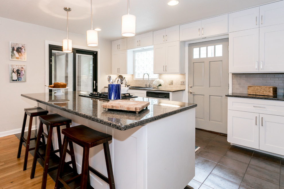 Inspiration for a transitional kitchen remodel in Austin