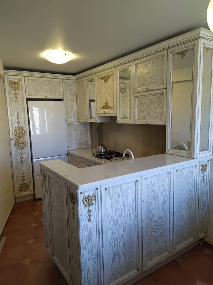 Кухни массив