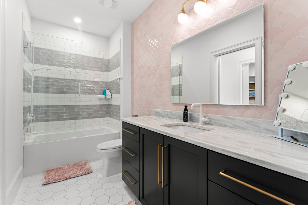 Inspiration for a transitional bathroom remodel in Charlotte