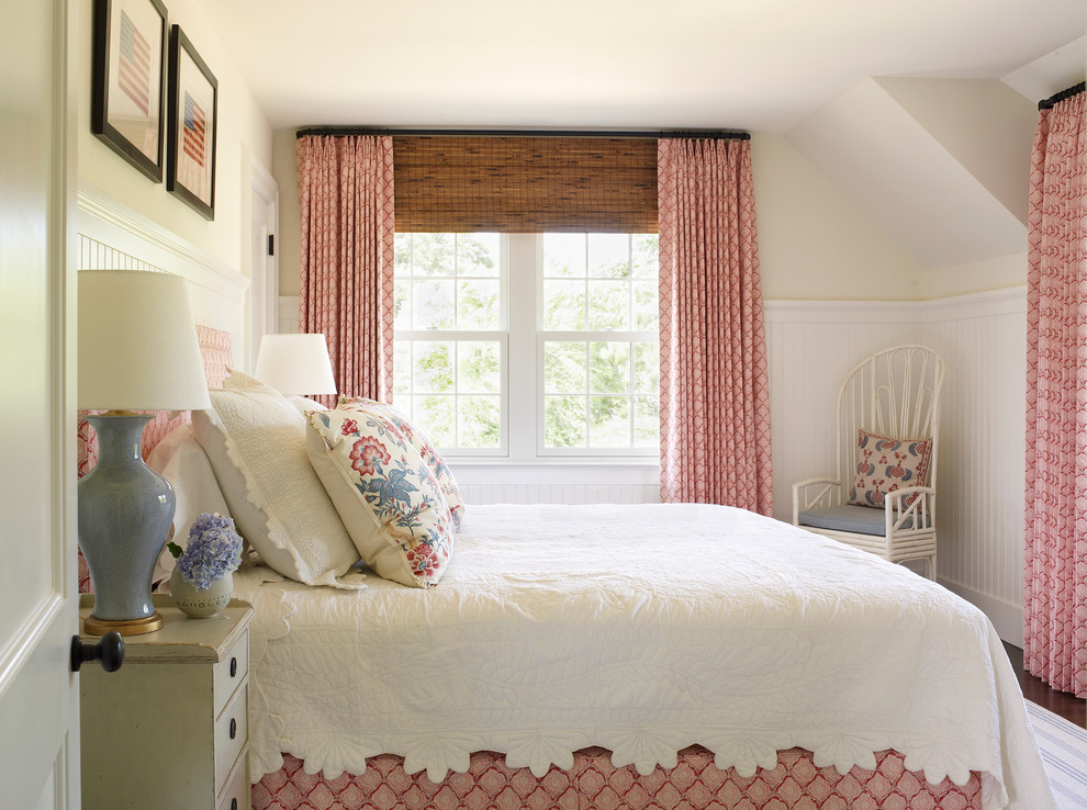East Hampton Village - Tria Giovan