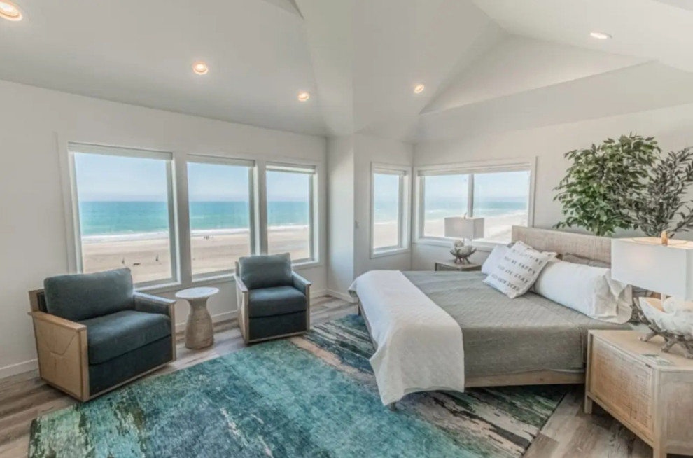 "Beach Me" Lincoln City, OR Short-term Rental Remodel