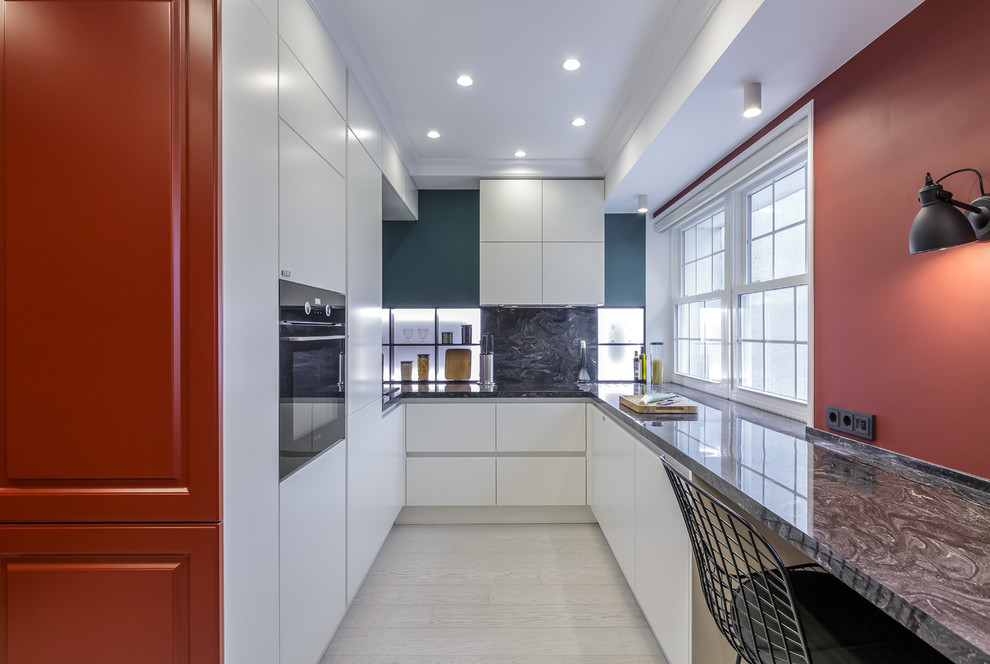 «Квартирный вопрос»: «Гранатовая кухня»