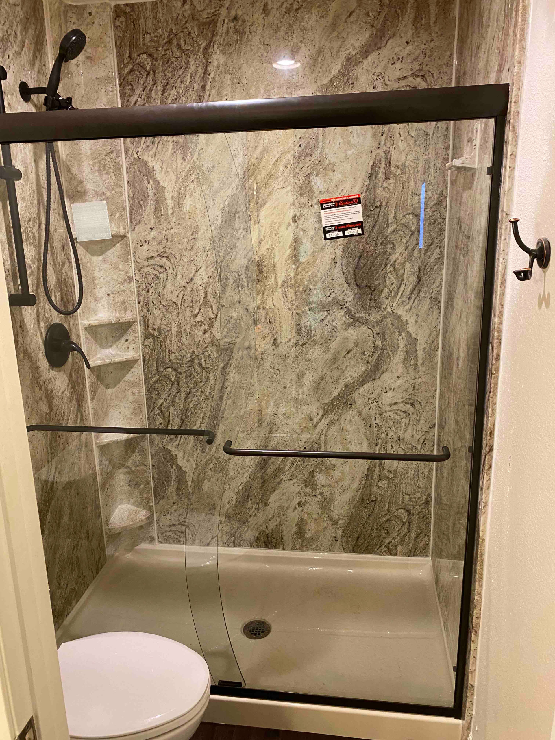 Tubs/ Showers