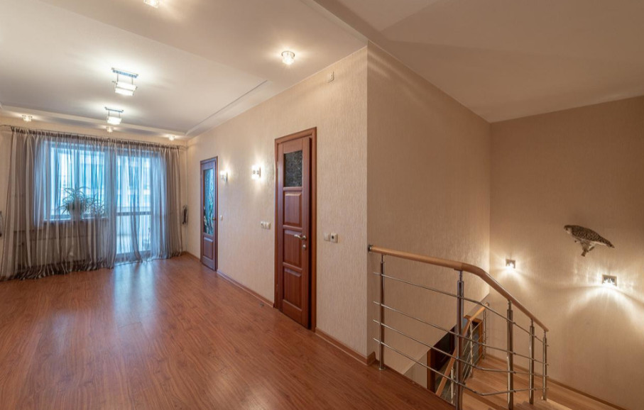 Квартира 5 к. (235 кв.м.) - ул. Урицкого