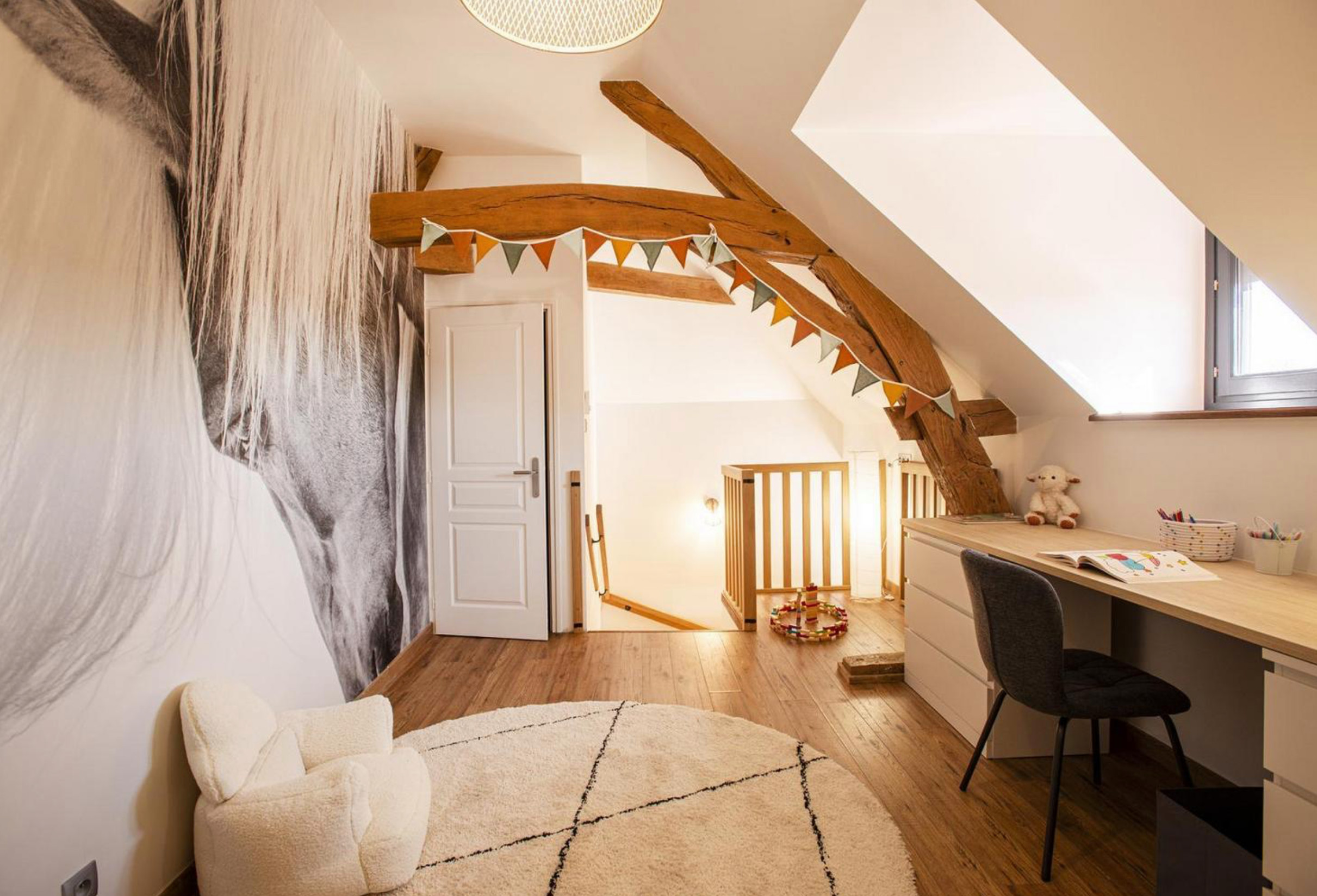 Design d'espace & Décoration Gîte de 220m2 pour transformation en Gite