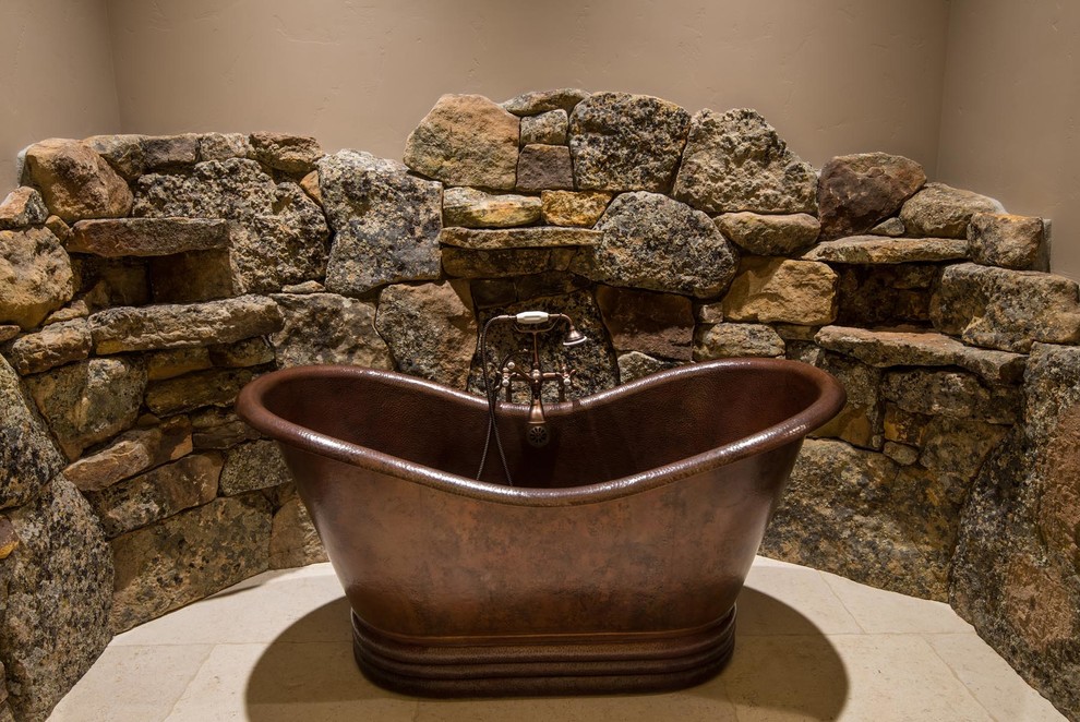 Bathroom - rustic bathroom idea