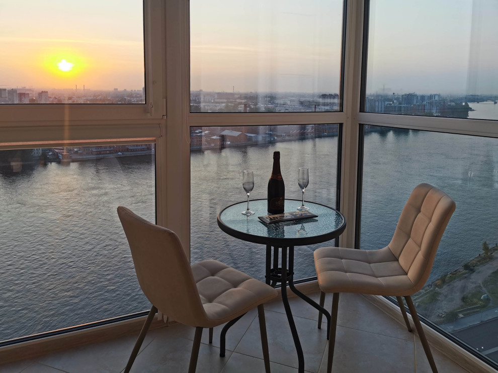 1кк с прямым видом на Неву