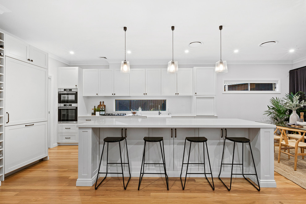 Contemporary kitchen in Sydney.