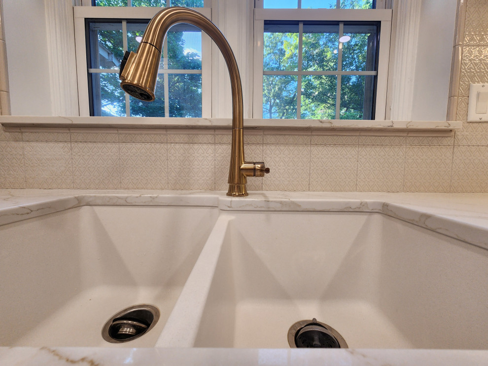 Hillsdale - 1943 Complete Home Renovation Kitchen