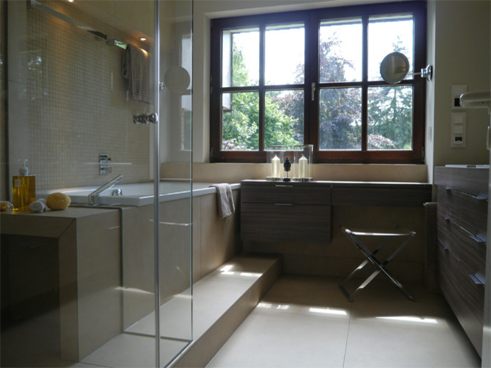 Bad Familie B - Schminktisch