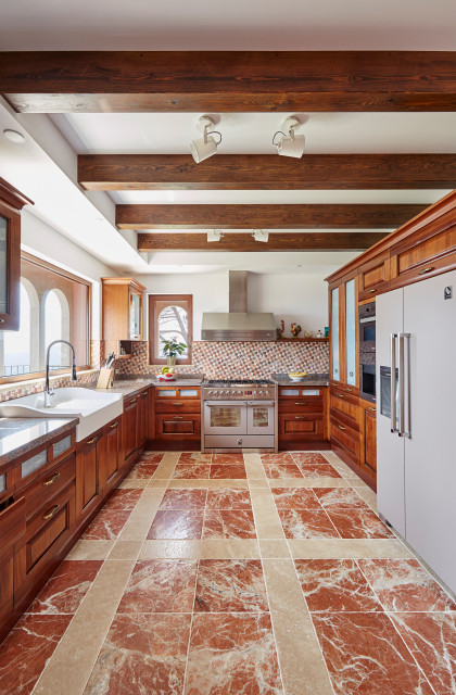 roca grossa 2 mediterranean-kitchen