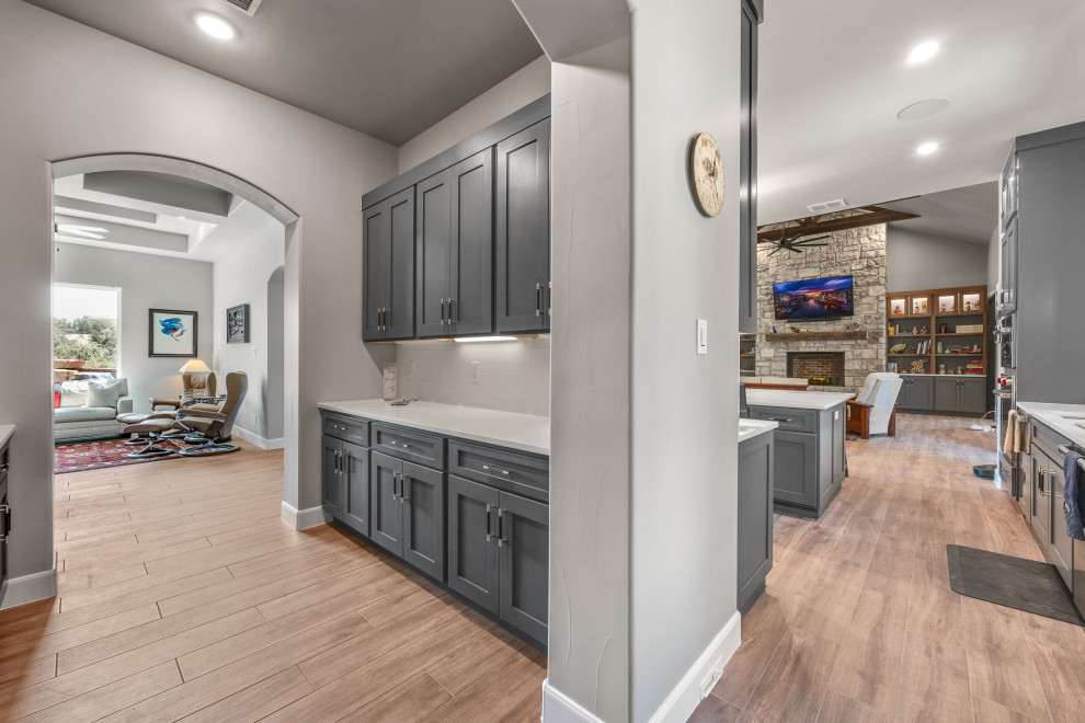 Example of a transitional kitchen design in Austin