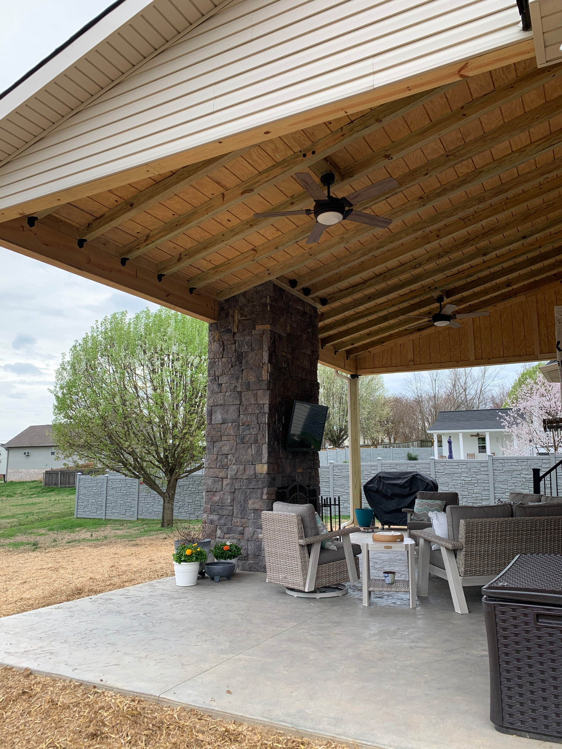 Shed roof Patio w/fireplace