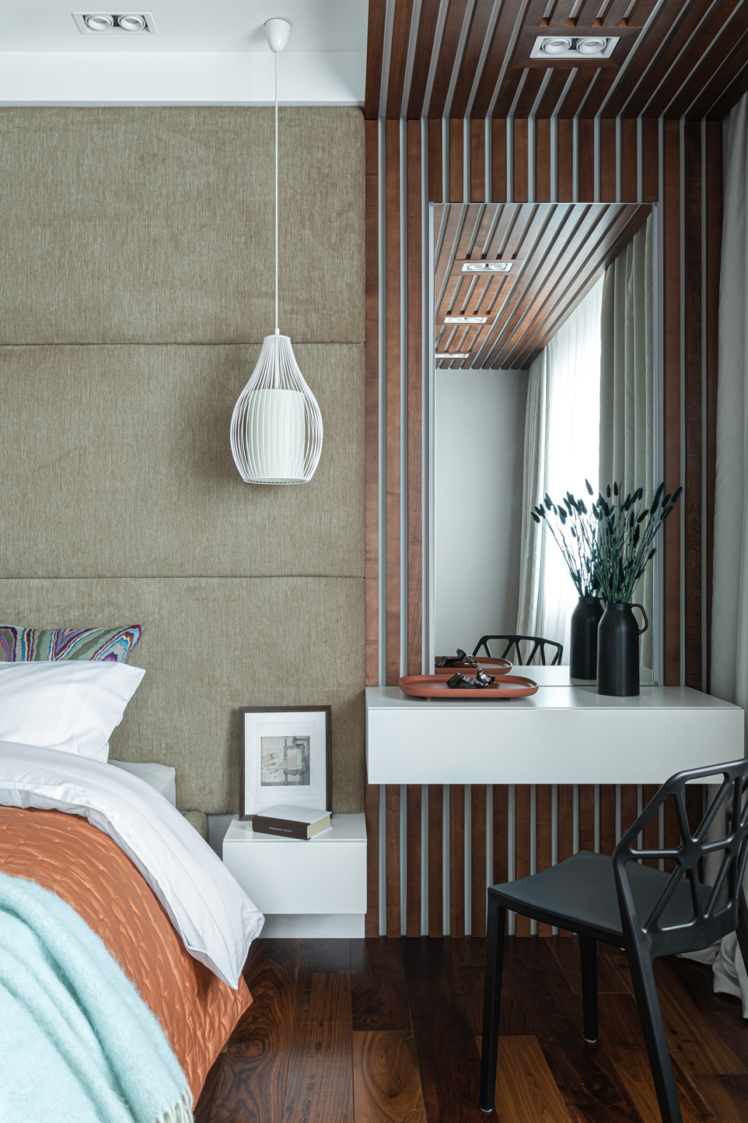 Квартира с панорамным видом на набережную Исети