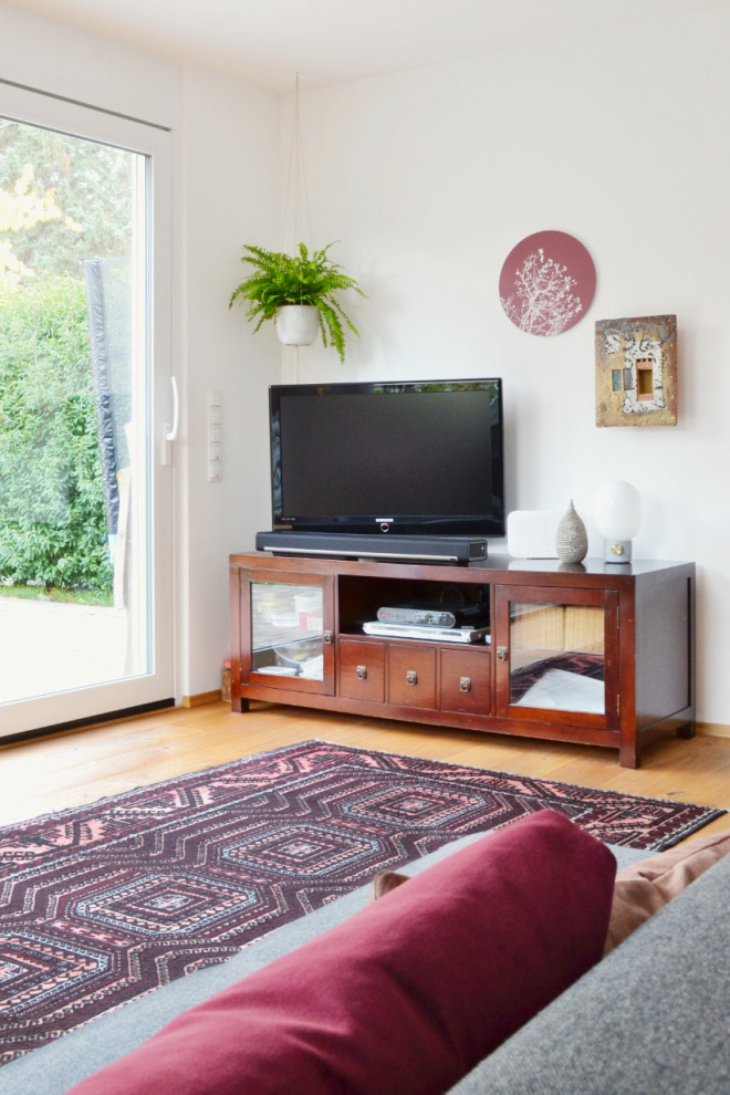 Photo of an eclectic living room in Bonn.