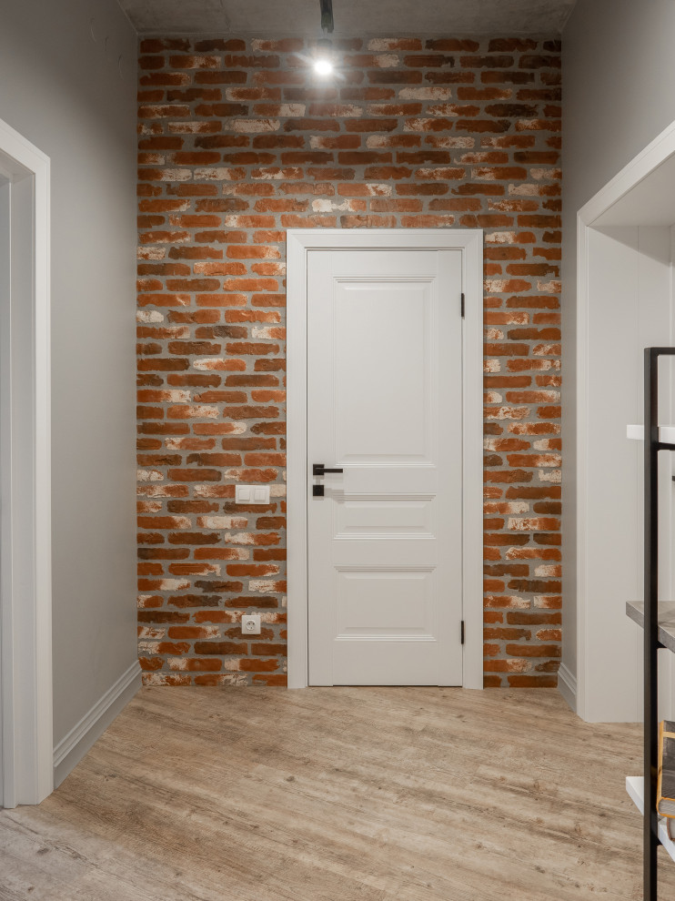 Дверь в ванную